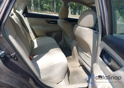 2013 Nissan Altima 2.5 S из США, поврежденный, VIN 1N4AL3AP0DC292204